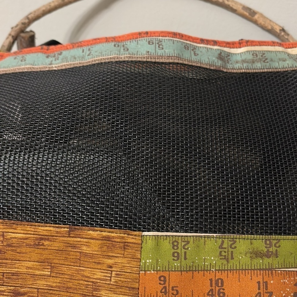 PRE OWNED HOMEMADE FARMHOUSE TRACTOR CHICKENS SHOPPING TOTE BAG WITH MESH - Picture 6 of 13